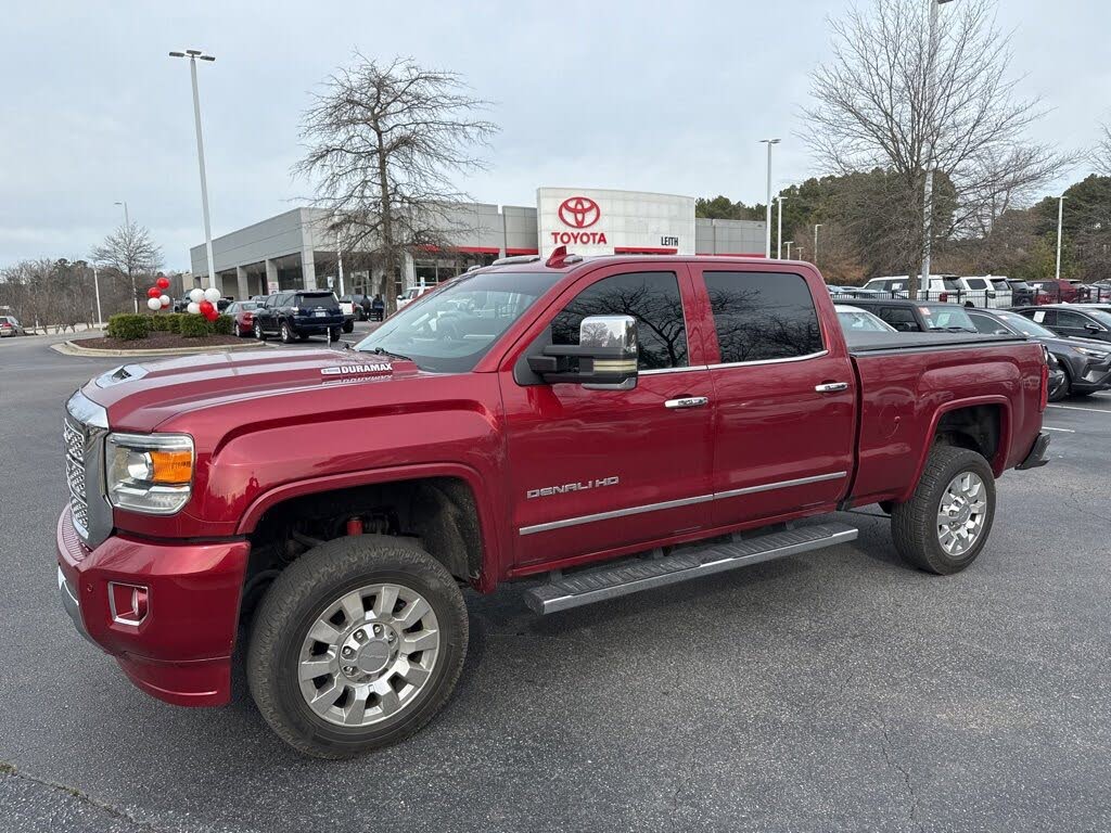 2018 GMC Sierra 2500HD Denali Crew Cab SB 4WD