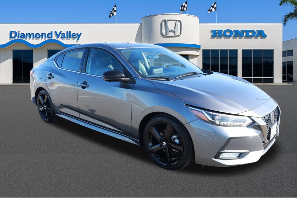 2022 Nissan Sentra SR FWD