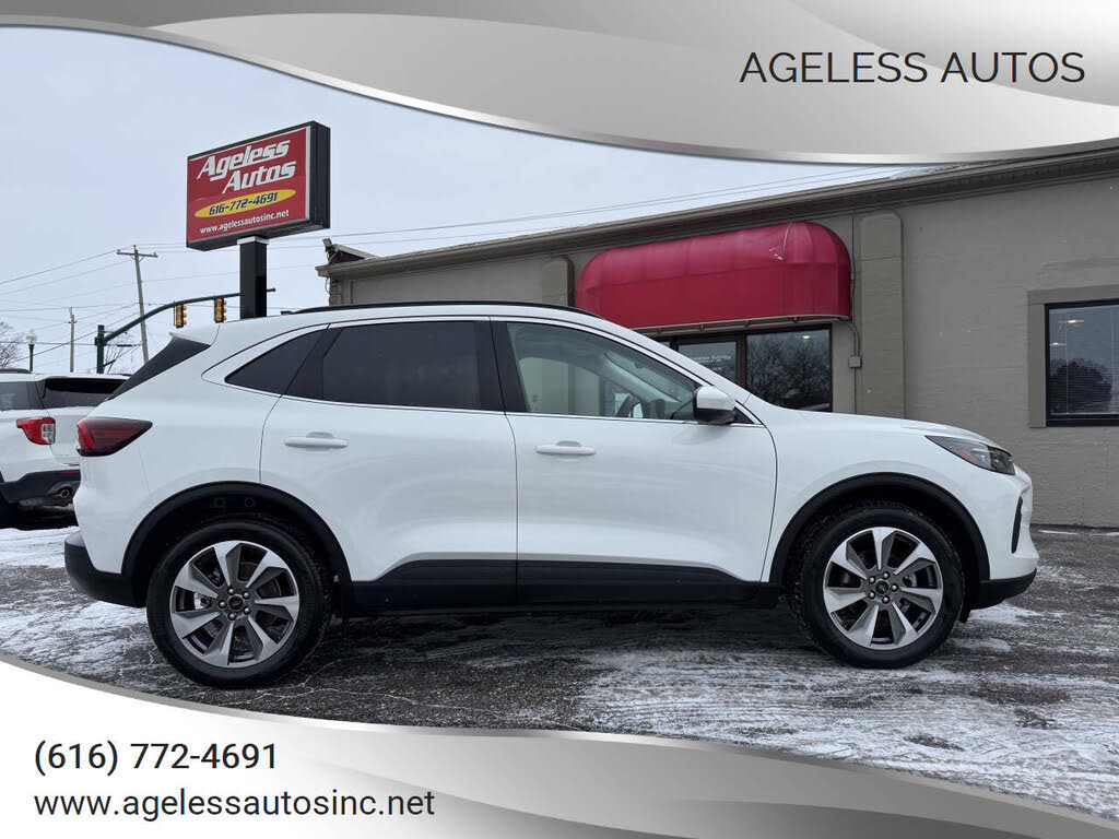 2024 Ford Escape Platinum AWD