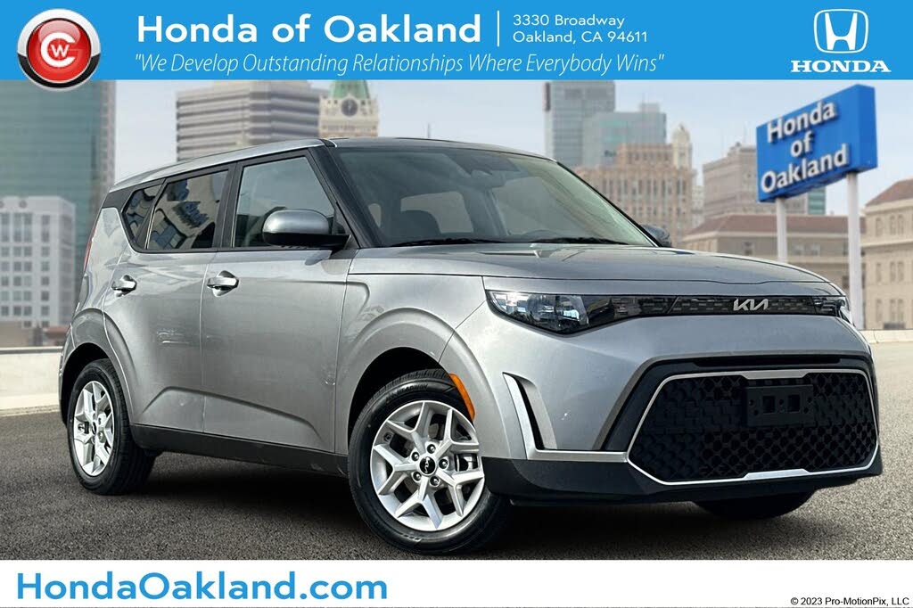 2024 Kia Soul LX FWD