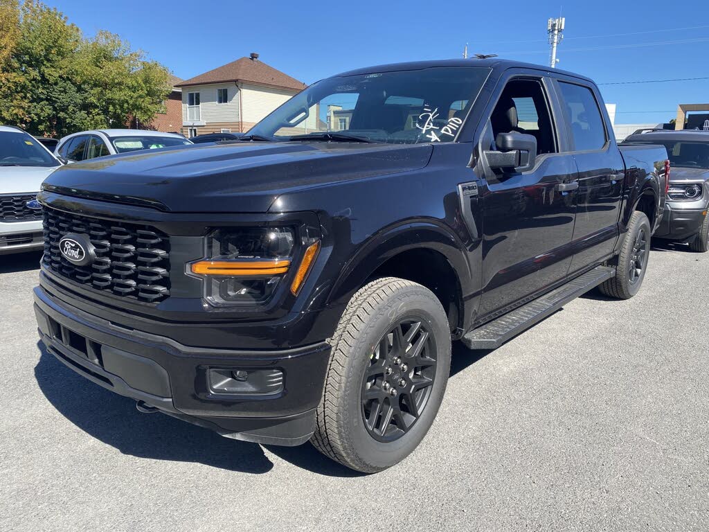 2025 Ford F-150 STX 4dr SuperCrew 4WD