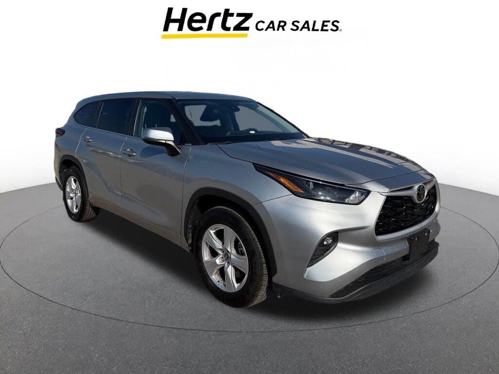 2025 Toyota Highlander LE FWD