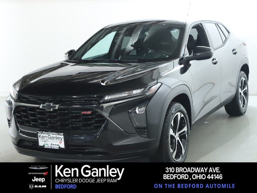 2024 Chevrolet Trax RS with 1RS FWD