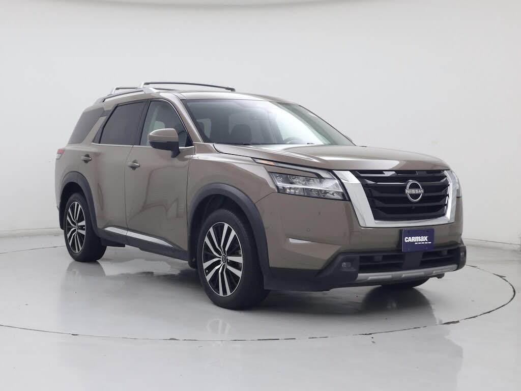 2024 Nissan Pathfinder Platinum FWD