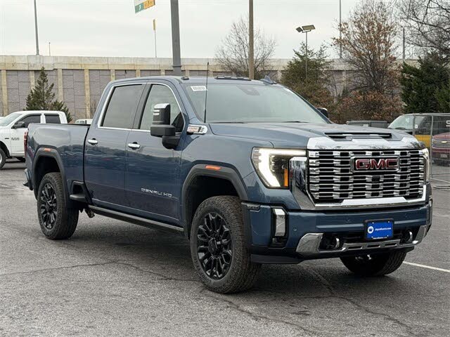2026 GMC Sierra 2500HD Denali Crew Cab 4WD