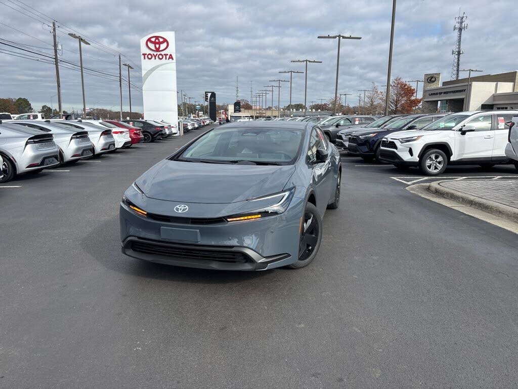 2026 Toyota Prius LE FWD