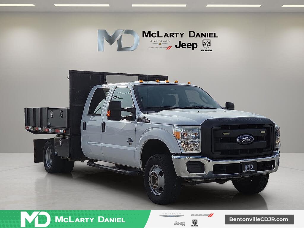 2016 Ford F-350 Super Duty Chassis XL Crew Cab DRW 4WD