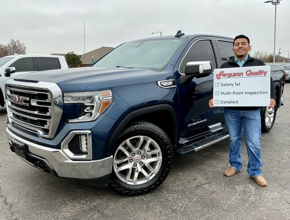 2021 GMC Sierra 1500 SLT Crew Cab 4WD