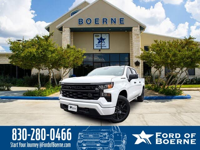 2022 Chevrolet Silverado 1500 Custom Crew Cab 4WD