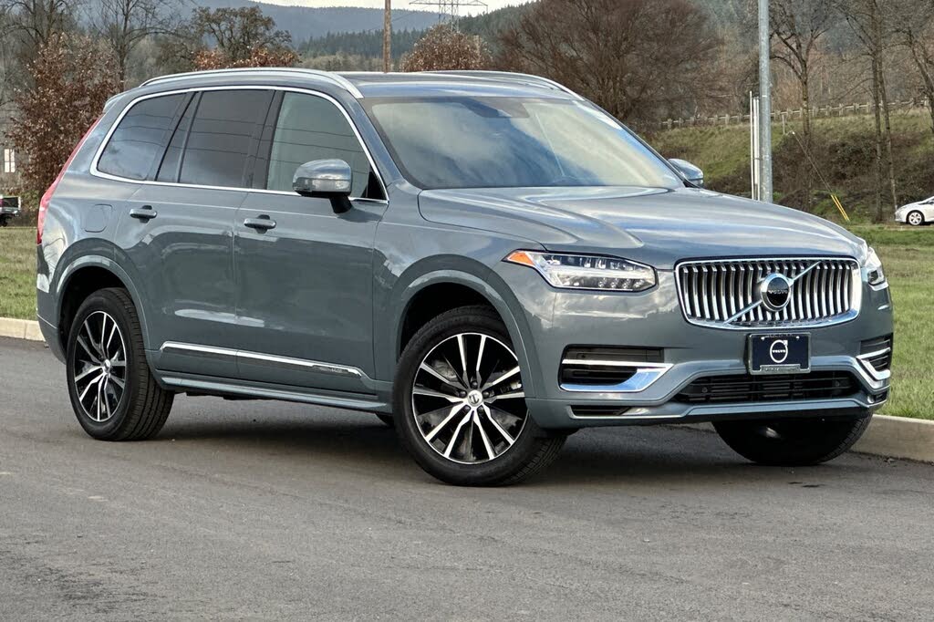 2022 Volvo XC90 Recharge Inscription Expression 7-Passenger eAWD