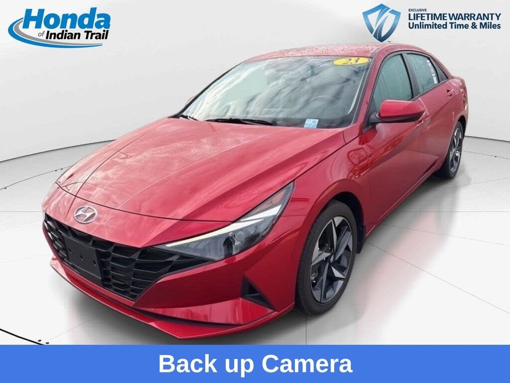 2023 Hyundai Elantra SEL FWD