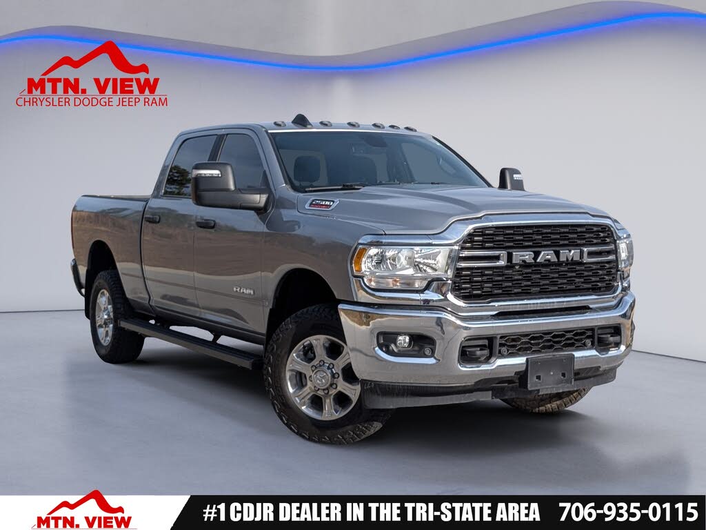 2023 RAM 2500 Big Horn Crew Cab 4WD