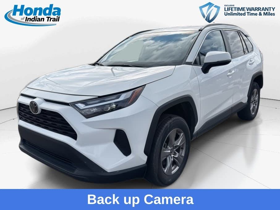 2024 Toyota RAV4 XLE FWD