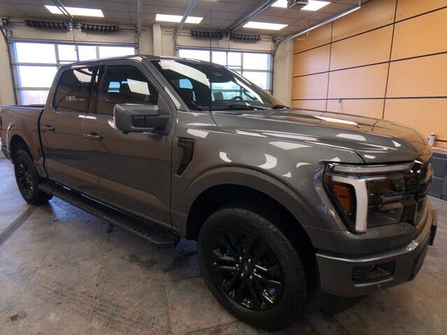 2025 Ford F-150 Lariat SuperCrew 4WD