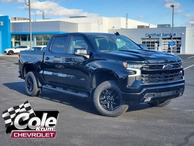 2026 Chevrolet Silverado 1500 LT Trail Boss Crew Cab 4WD