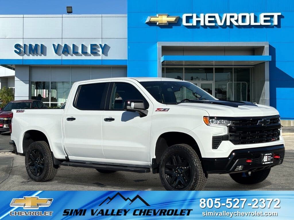 2026 Chevrolet Silverado 1500 LT Trail Boss Crew Cab 4WD