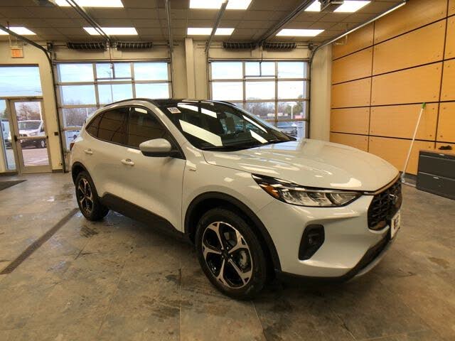 2026 Ford Escape ST-Line Select AWD