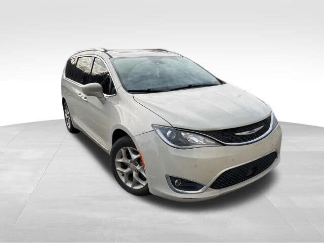 2019 Chrysler Pacifica Touring L Plus FWD