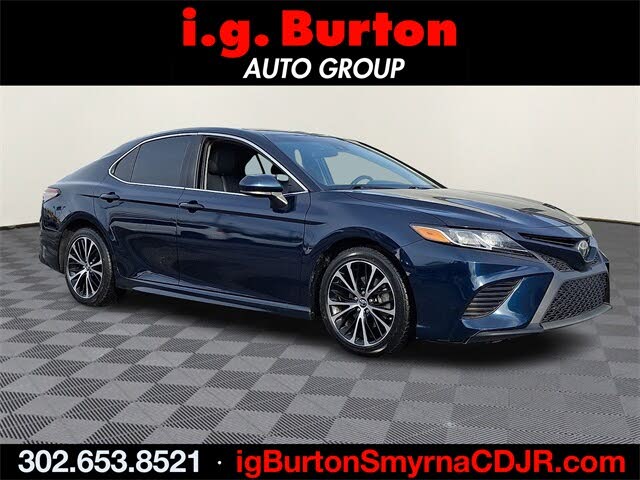 2019 Toyota Camry SE FWD