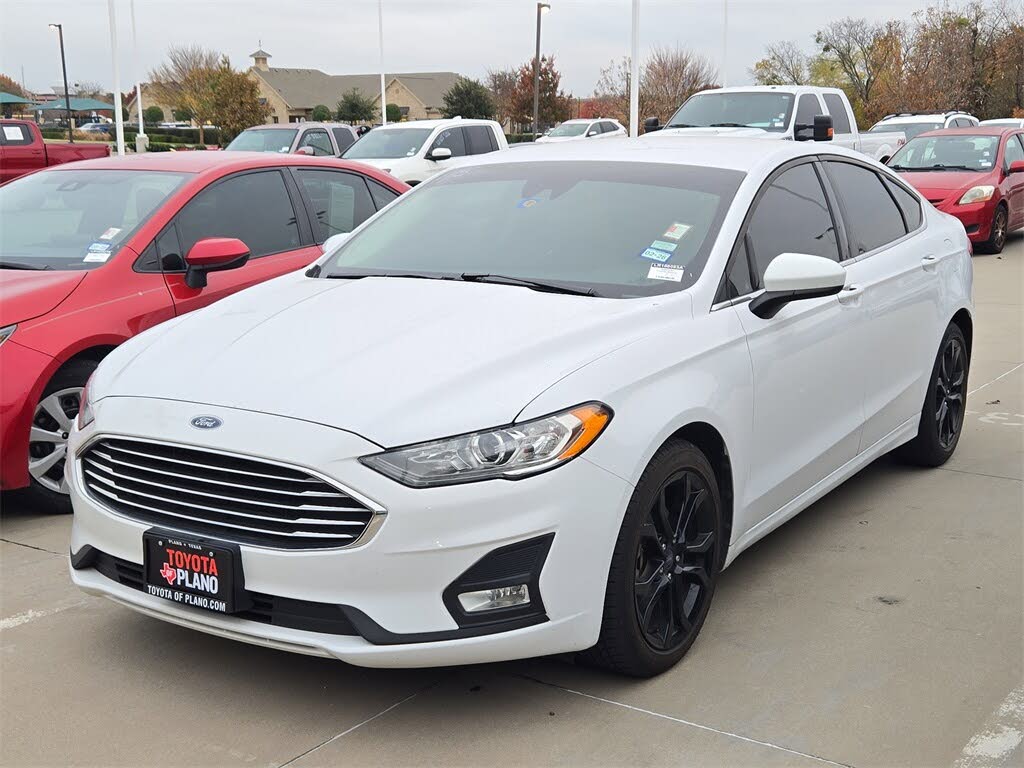 2020 Ford Fusion SE FWD