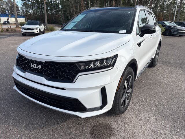 2022 Kia Sorento S FWD