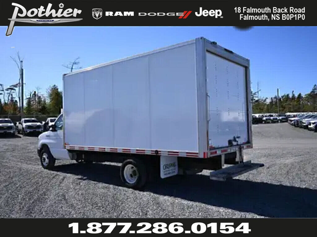 2024 Ford E-Series Chassis E-450 SD Cutaway 176 DRW RWD