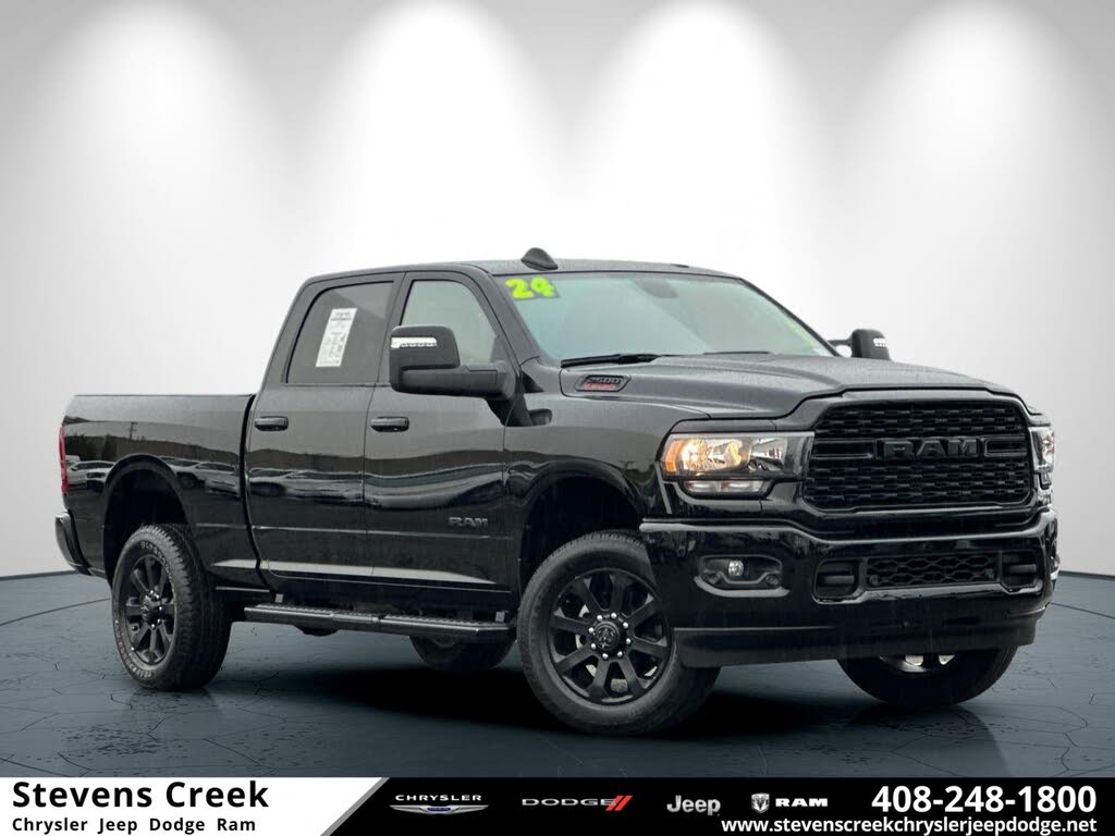 2024 RAM 2500 Big Horn Crew Cab 4WD