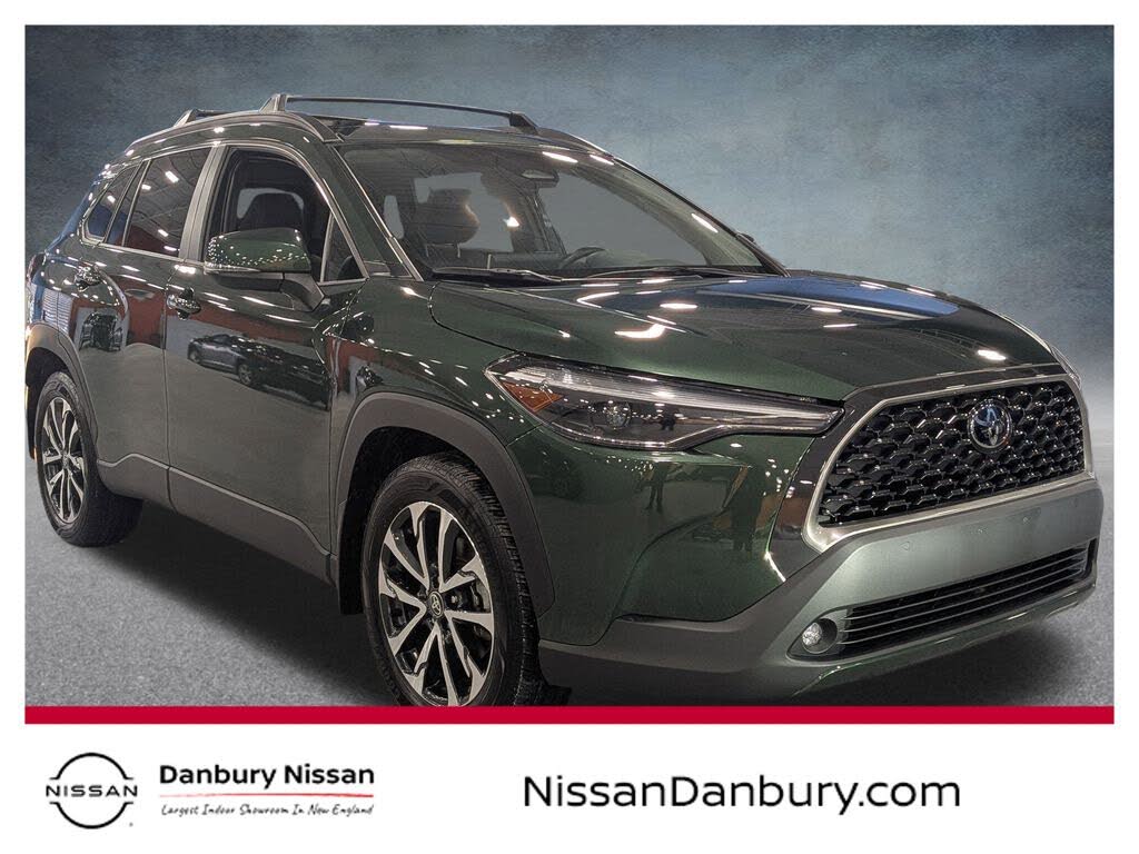 2024 Toyota Corolla Cross XLE AWD