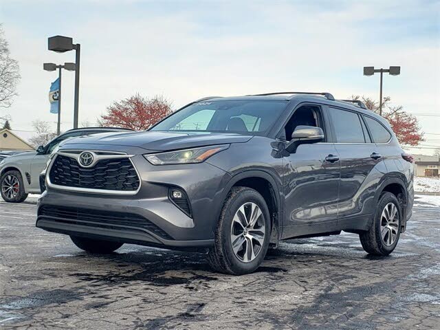 2024 Toyota Highlander XLE AWD