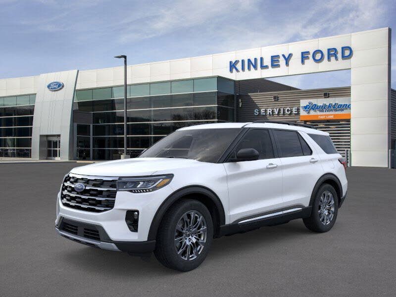 2025 Ford Explorer Active AWD