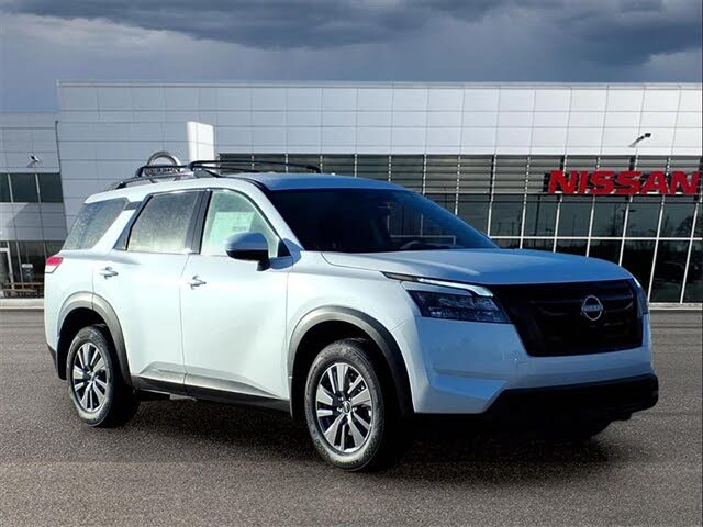 2025 Nissan Pathfinder SV 4WD