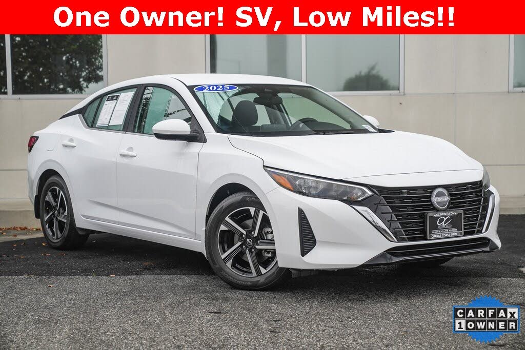 2025 Nissan Sentra SV FWD