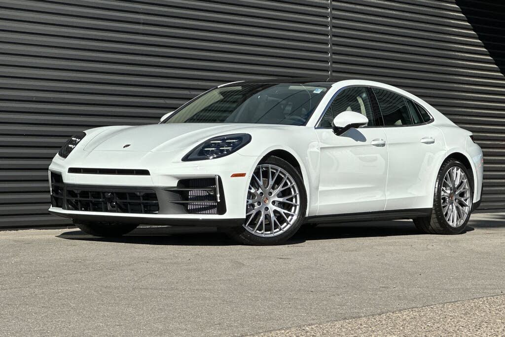 2026 Porsche Panamera