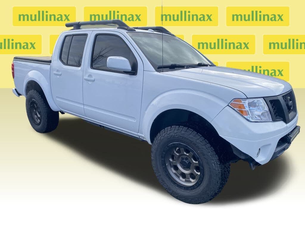 2011 Nissan Frontier PRO-4X Crew Cab 4WD