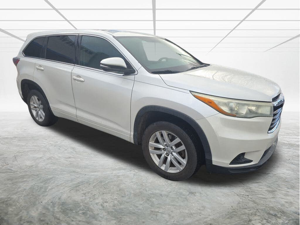 2015 Toyota Highlander LE