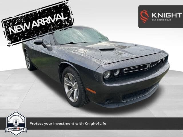 2016 Dodge Challenger SXT RWD