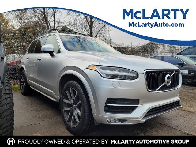 2016 Volvo XC90 T6 Momentum AWD