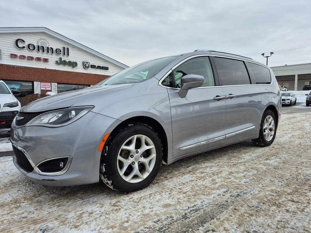 2018 Chrysler Pacifica Touring L Plus FWD