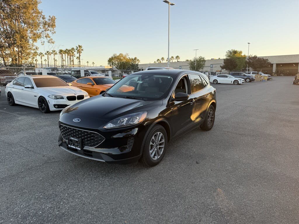 2022 Ford Escape SE FWD