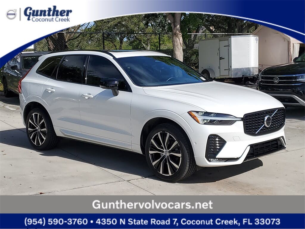 2023 Volvo XC60 B5 Plus Dark Theme AWD