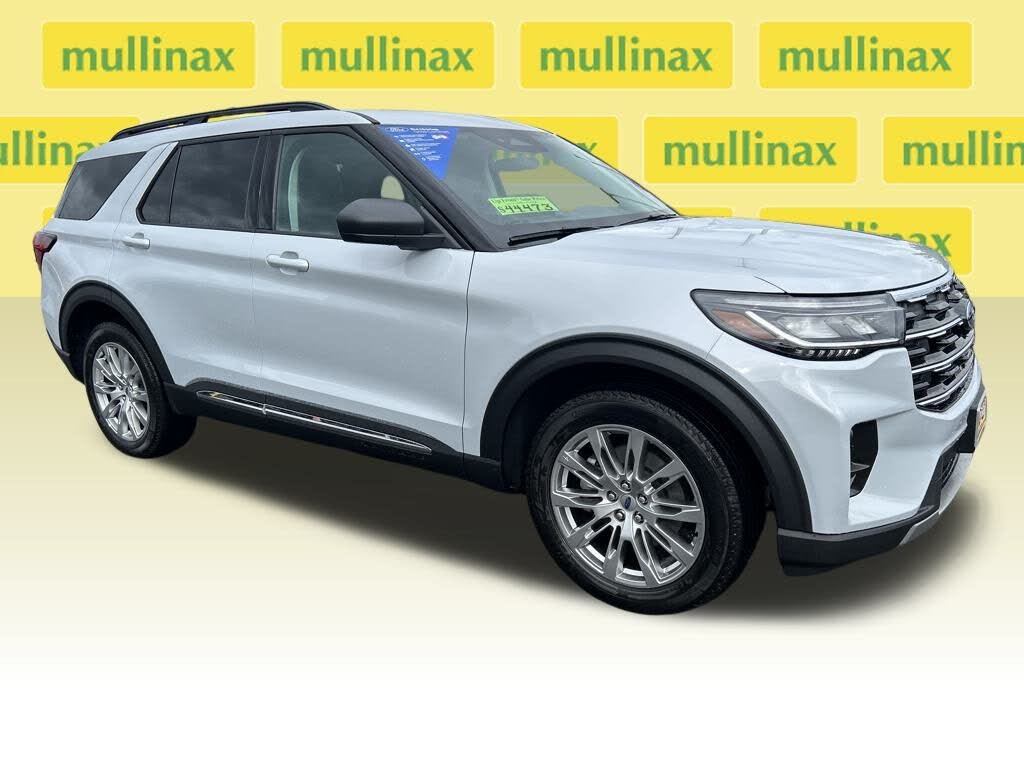 2025 Ford Explorer Active AWD