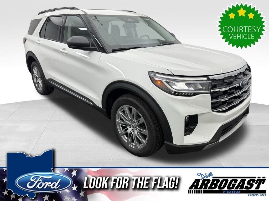 2025 Ford Explorer Active AWD