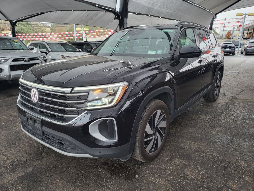 2025 Volkswagen Atlas SE 4Motion with Technology