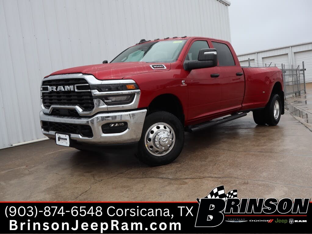 2026 RAM 3500 Tradesman Crew Cab LB DRW 4WD