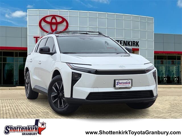 2026 Toyota bZ XLE Plus FWD