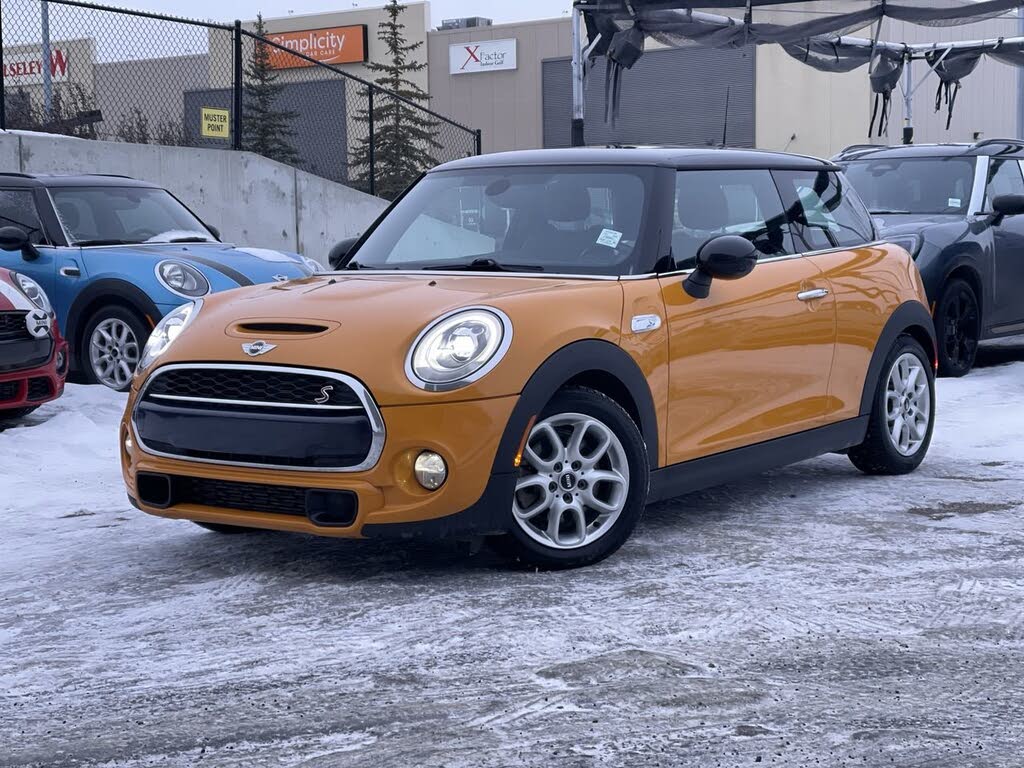 2015 MINI Cooper S 2-Door Hatchback FWD