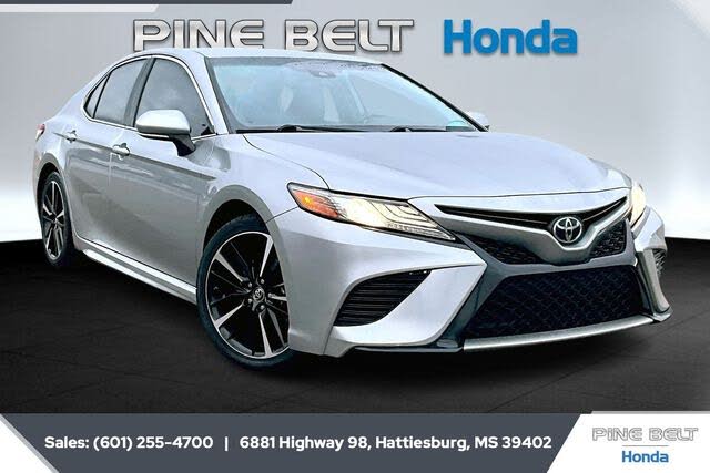 2019 Toyota Camry XSE FWD