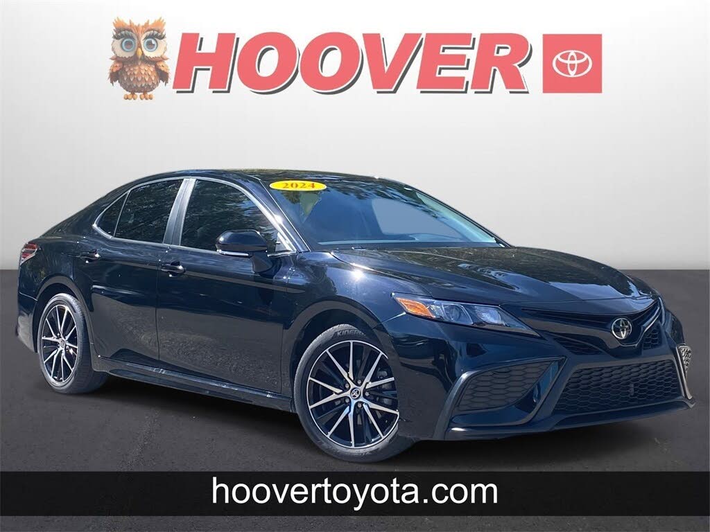 2024 Toyota Camry SE FWD