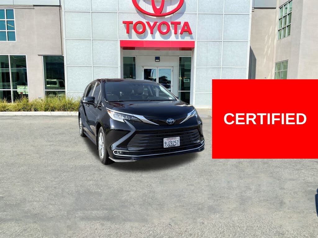 2024 Toyota Sienna Limited 7-Passenger FWD