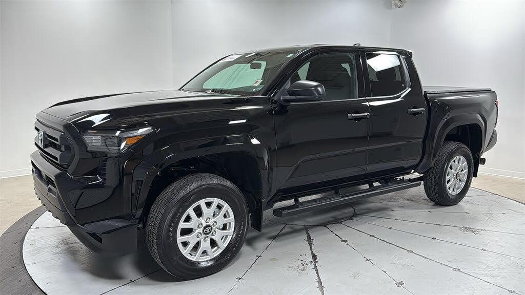 2024 Toyota Tacoma SR Double Cab 4WD